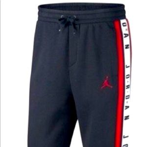 Jordan joggers small